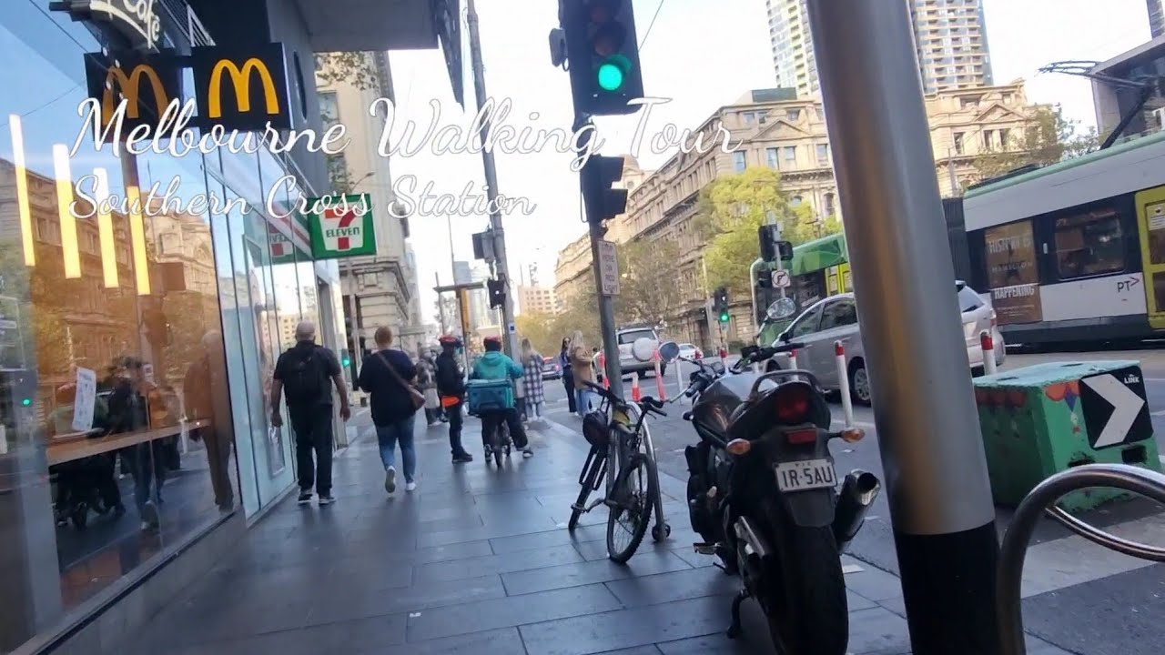 Melbourne Walking Tour - Southern Cross Station Morning Walk