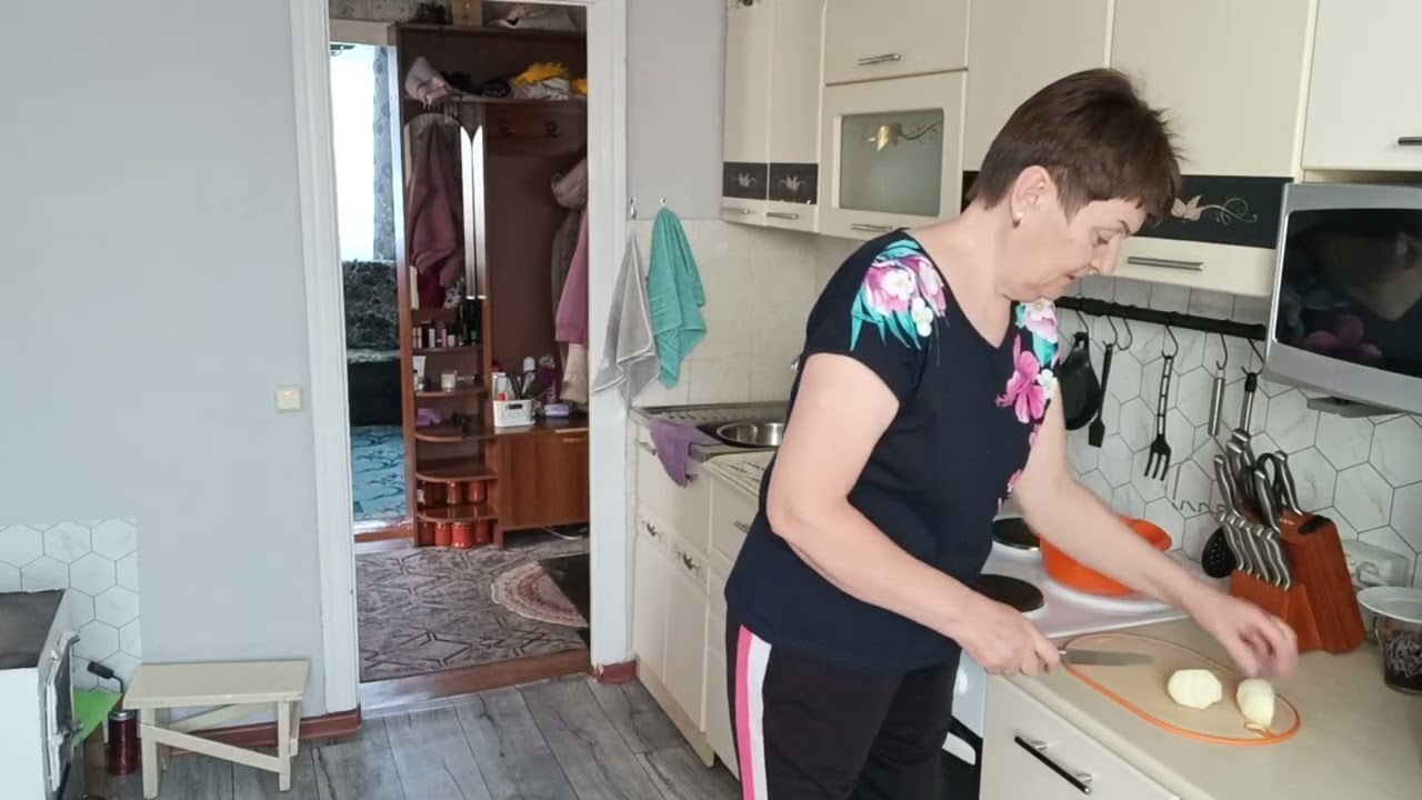 Живу в Сибири/Откопалась и пошла/