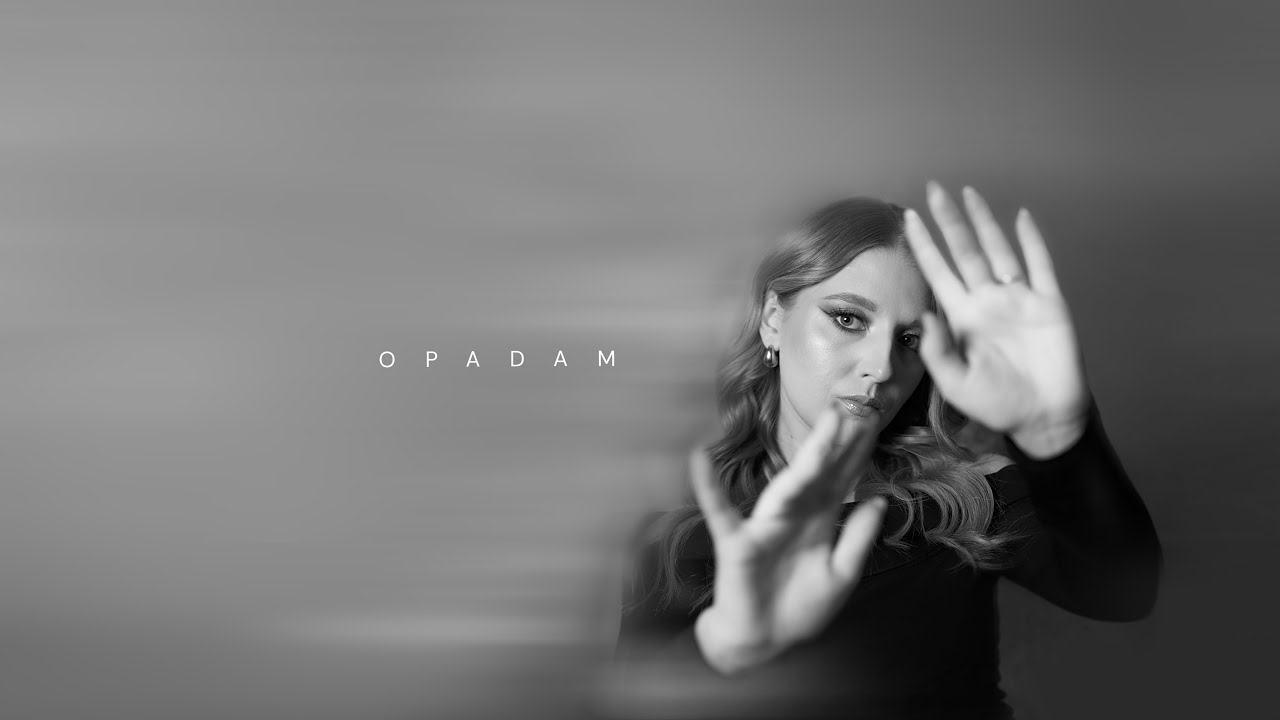 Maja Golec - Opadam (Official Video)