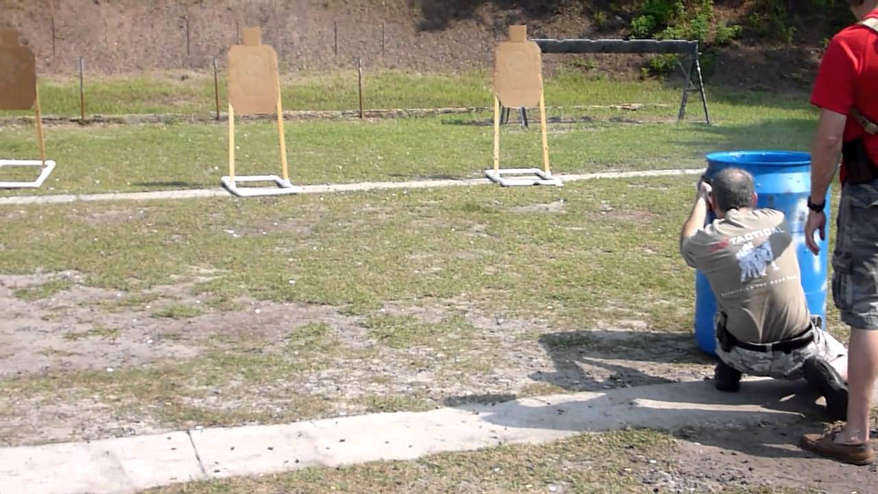 IDPA August 2011 - Darren Stage 5.MTS
