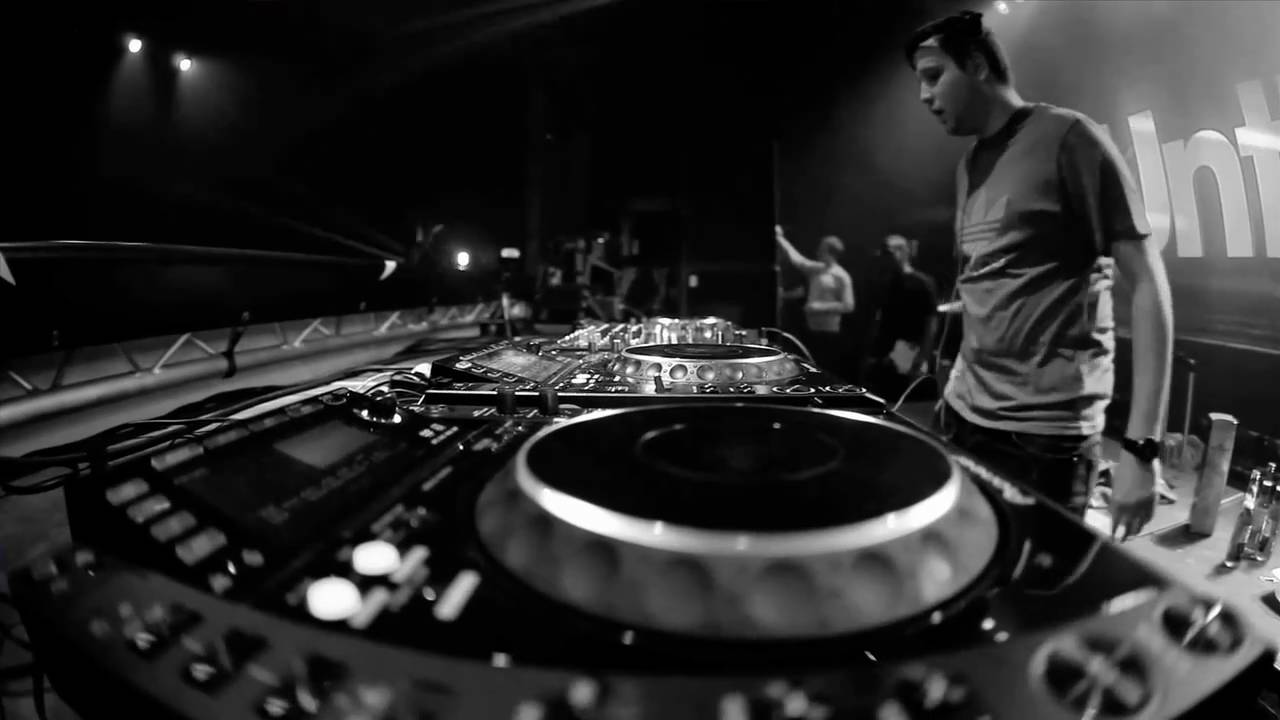 UNTITLED! DUB POLICE TAKEOVER 2011