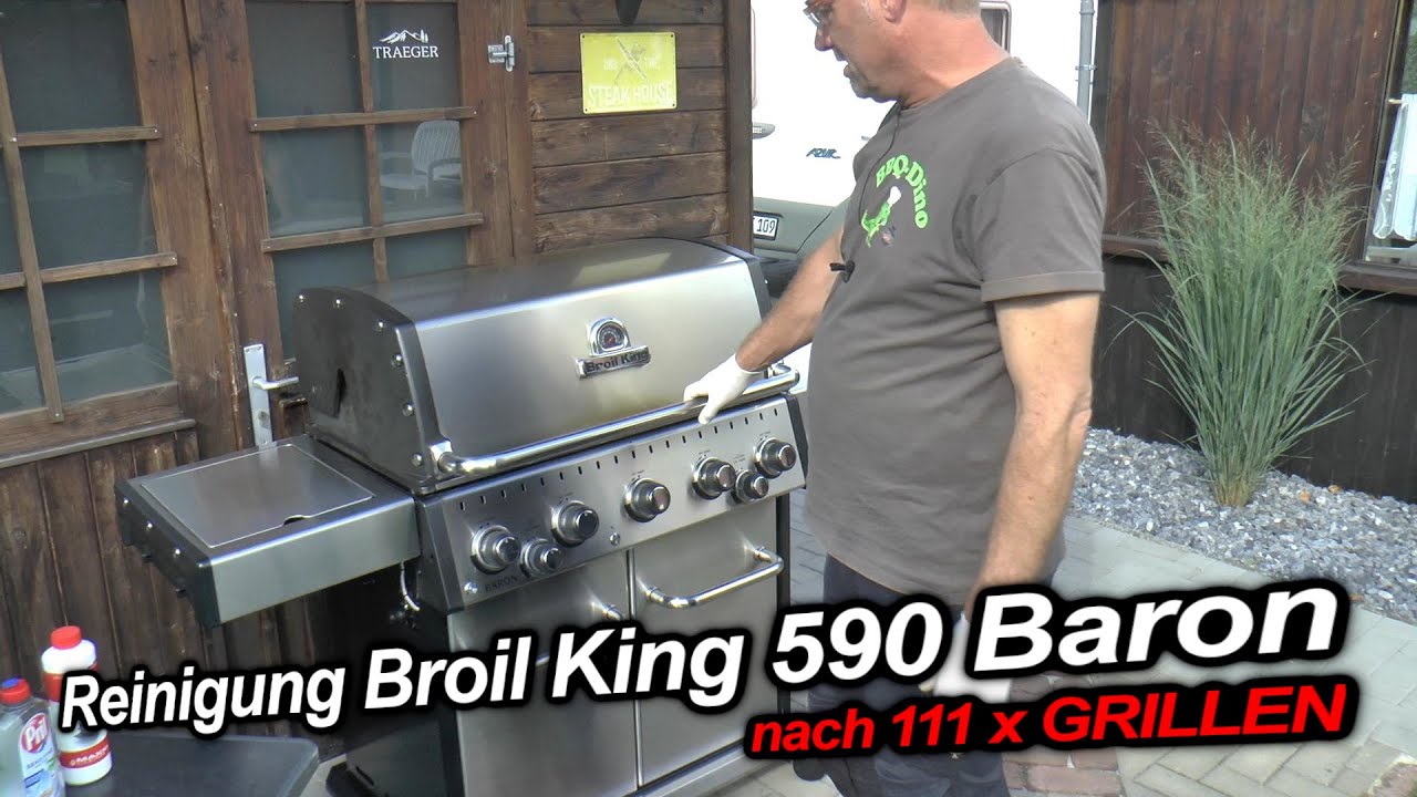 Reinigung Broil King Baron nach 111 x grillen