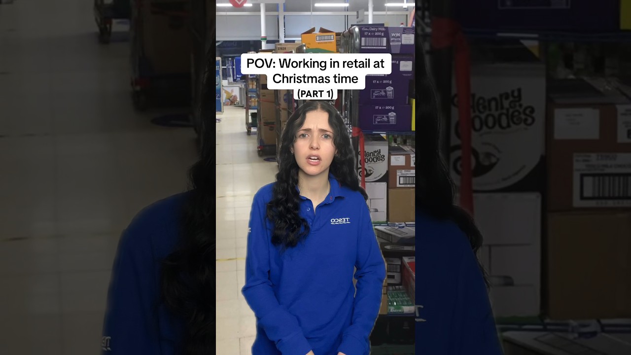 WORKING IN RETAIL AT CHRISTMAS (PT 1)