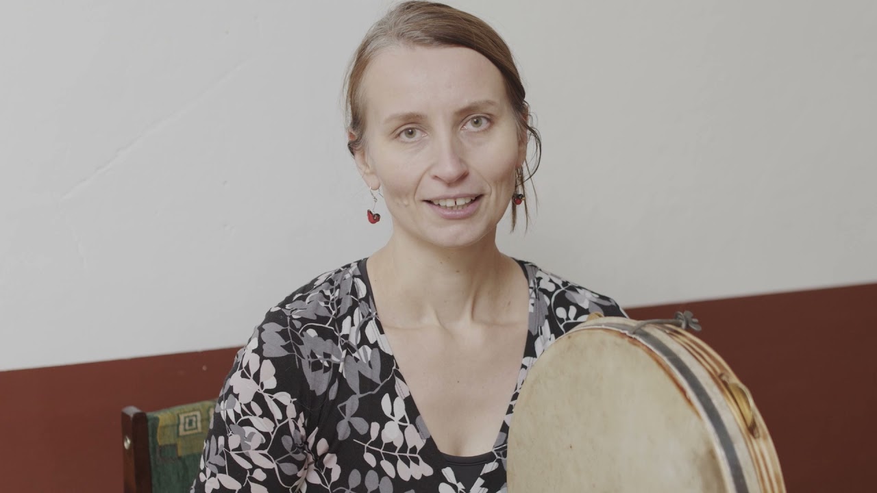Katarzyna Zedel o grze na bębenku obręczowym - Radomska Szkoła Tradycji 2021