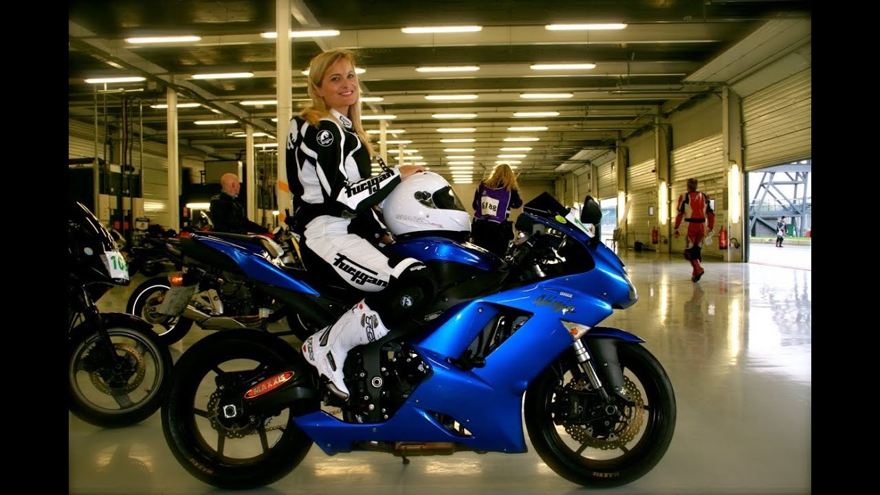 Suzy's Bike World Video Diary (Ladies Track Day)