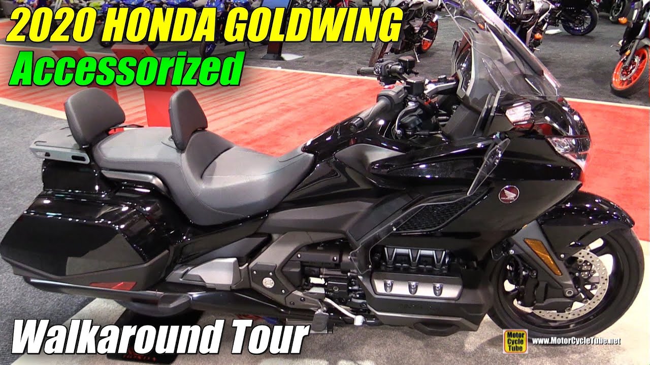 2019 Honda Goldwing Accessorized - Walkaround - 2019 Quebec Motorcycle Show