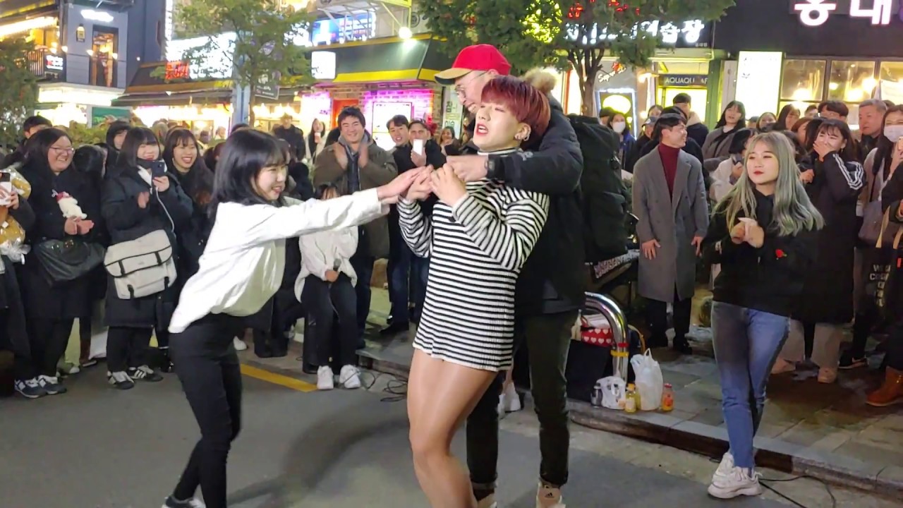 [Busking No1/HD] Red Crew(레드크루, 유진)_HyunA(현아)_Red(빨개요)/performance,performing/홍대 버스킹/Kpop dance