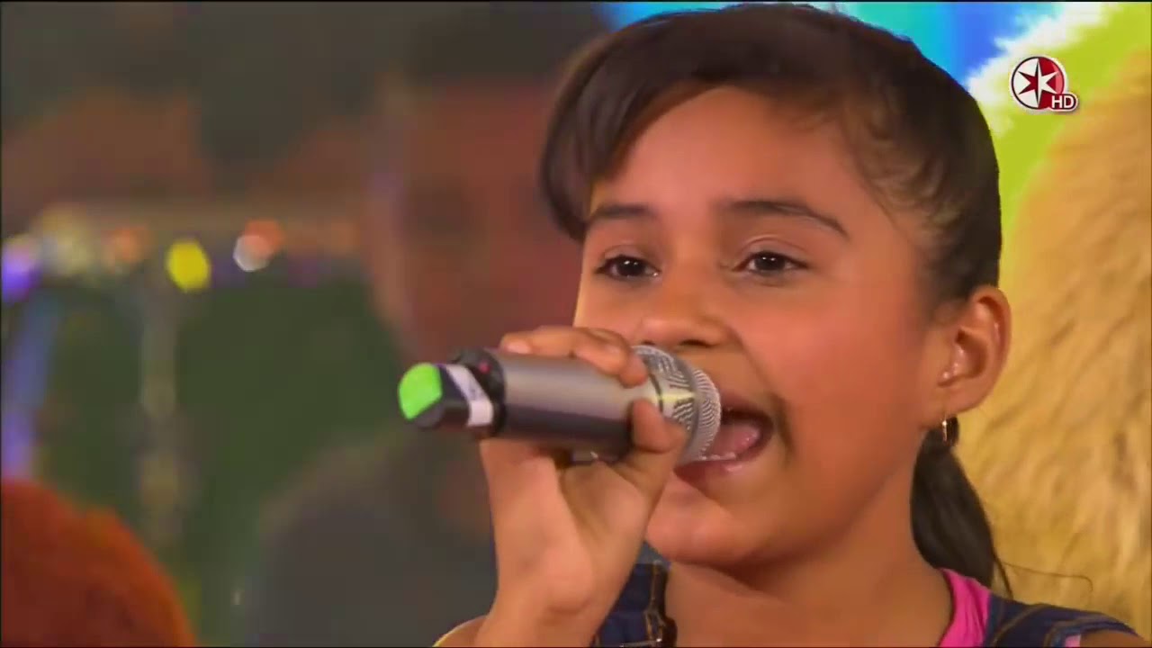 Estupido Los Papis FT Janet Guadalupe en Sabadazo