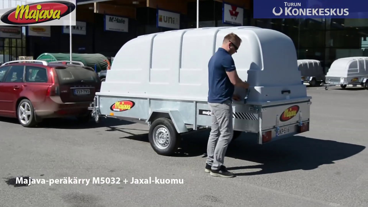 Majava 5032 -peräkärry ja Honda-mönkijä