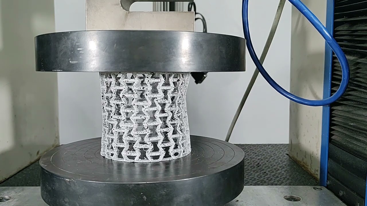 🔬Auxetic Structure Compression testing 3D printed reentrant shape with DIC pattern