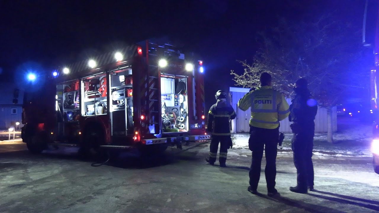 Brand i garageanlæg på Vandtårnsvej i Holbæk - 221124
