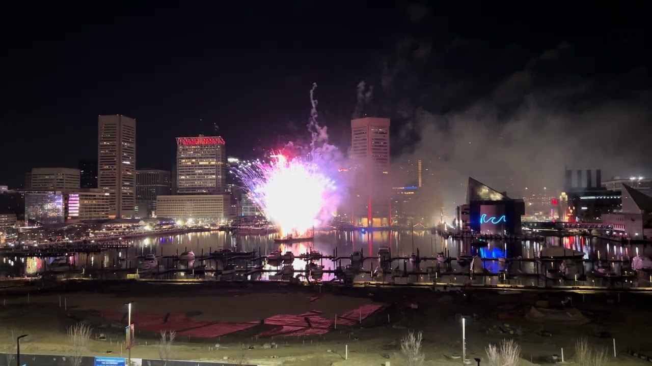 2026 New Year’s Fireworks at Baltimore’s Inner Harbor (Captured from Federal Hill Park)