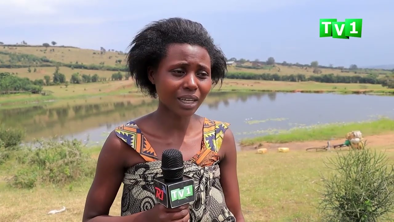 Gatsibo: Babangamiwe no kuvoma amazi y' icyuzi bayasangira n'amatungo