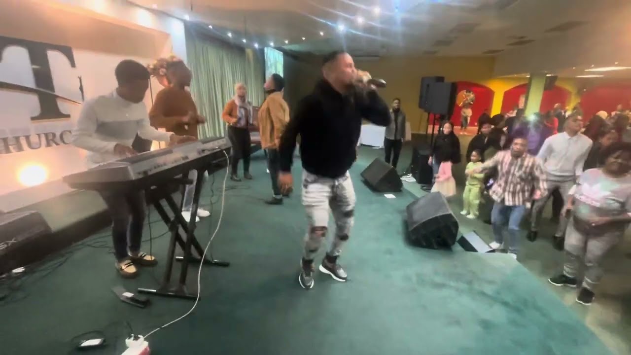 Platvoet Singaand - Joshua Jansen “Koning Dawid verslaan vir Goliat”