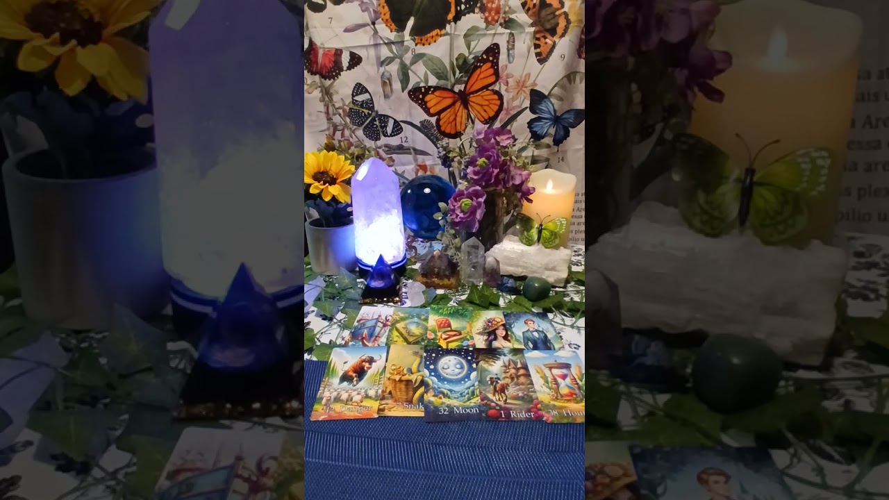 WHO IS THIS PERSON? 😎SNEAKY ENERGY SOMEONE IS HOLDING BACK #tarot #daily