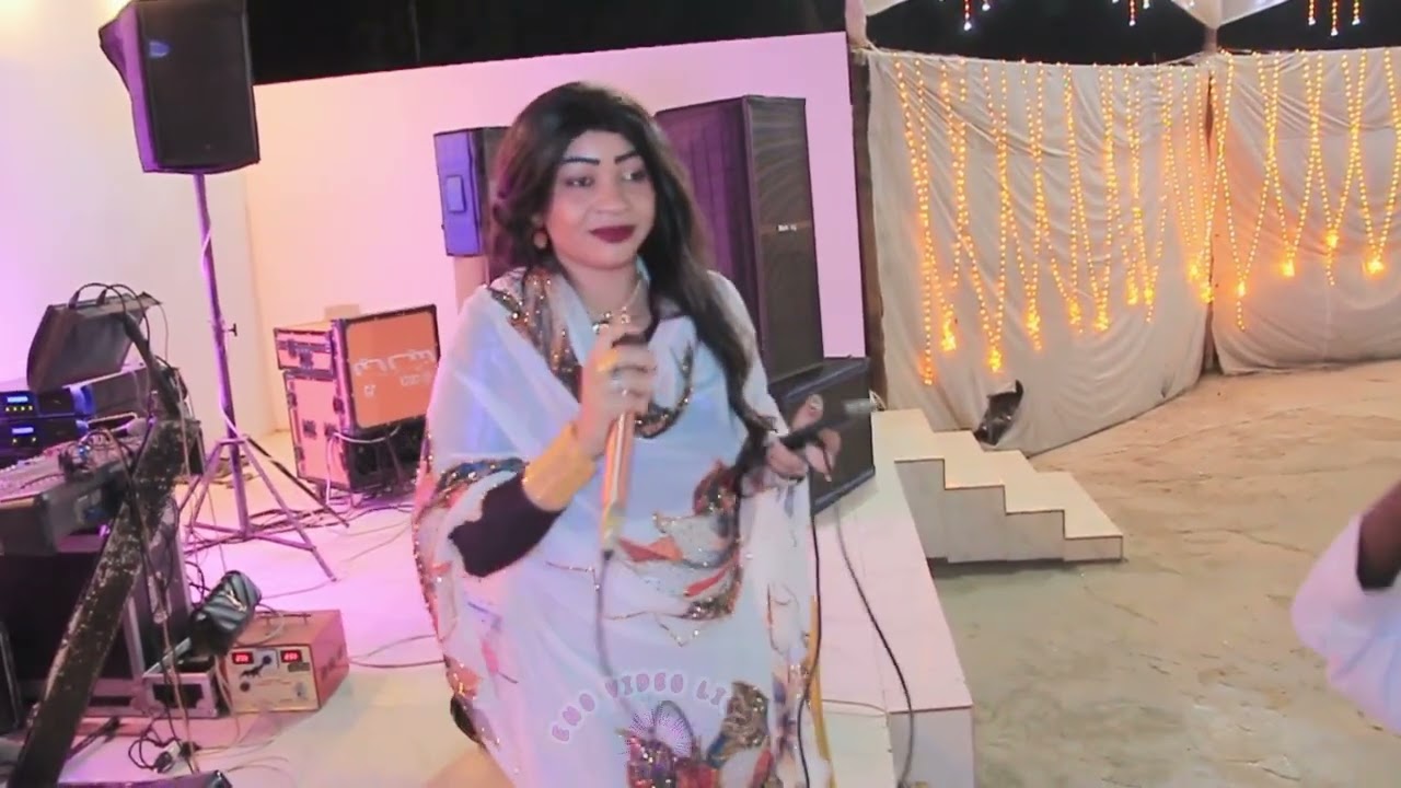 الفنانه ريماح نيـالا والعازف ياسين شهاب _ واغنيه اول مره اشوف حمامه تتكلم