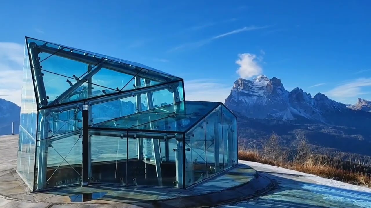 Anello Monte Rite , museo delle nuvole ( Messner ) da passo Cibiana .