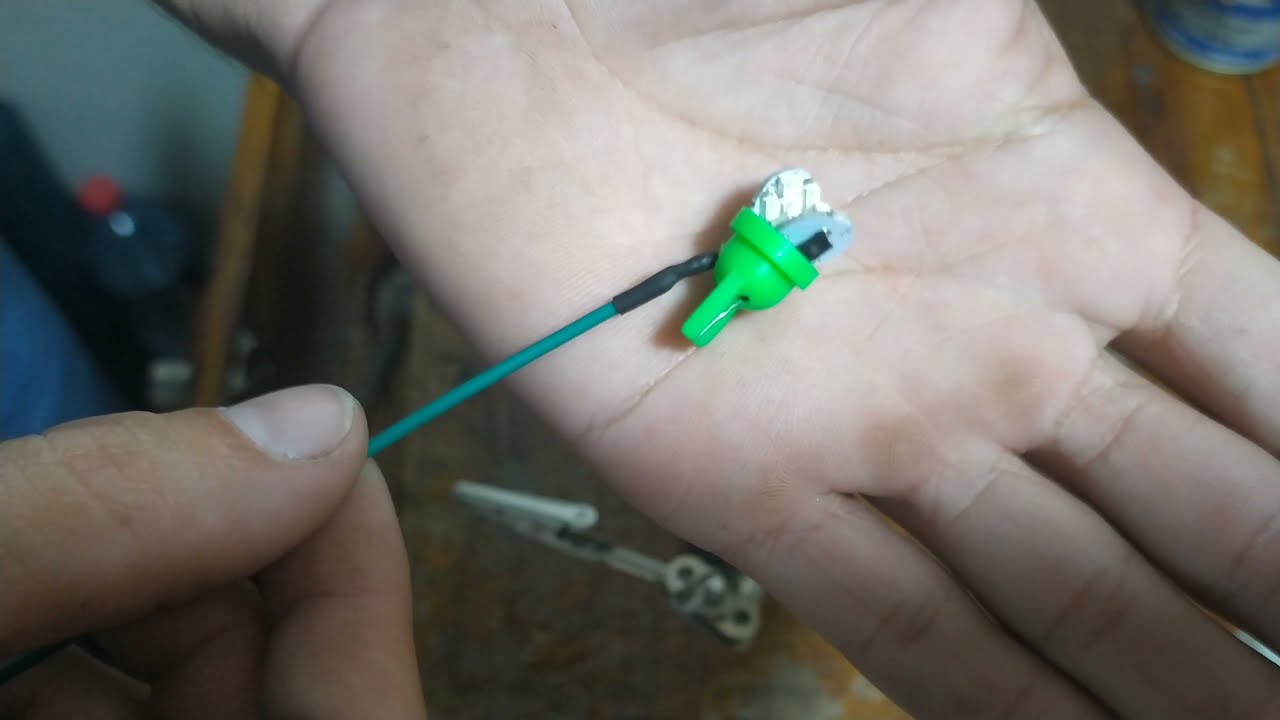 Coloquei pisca de led na moto mas só pisca os quatro, Solução.