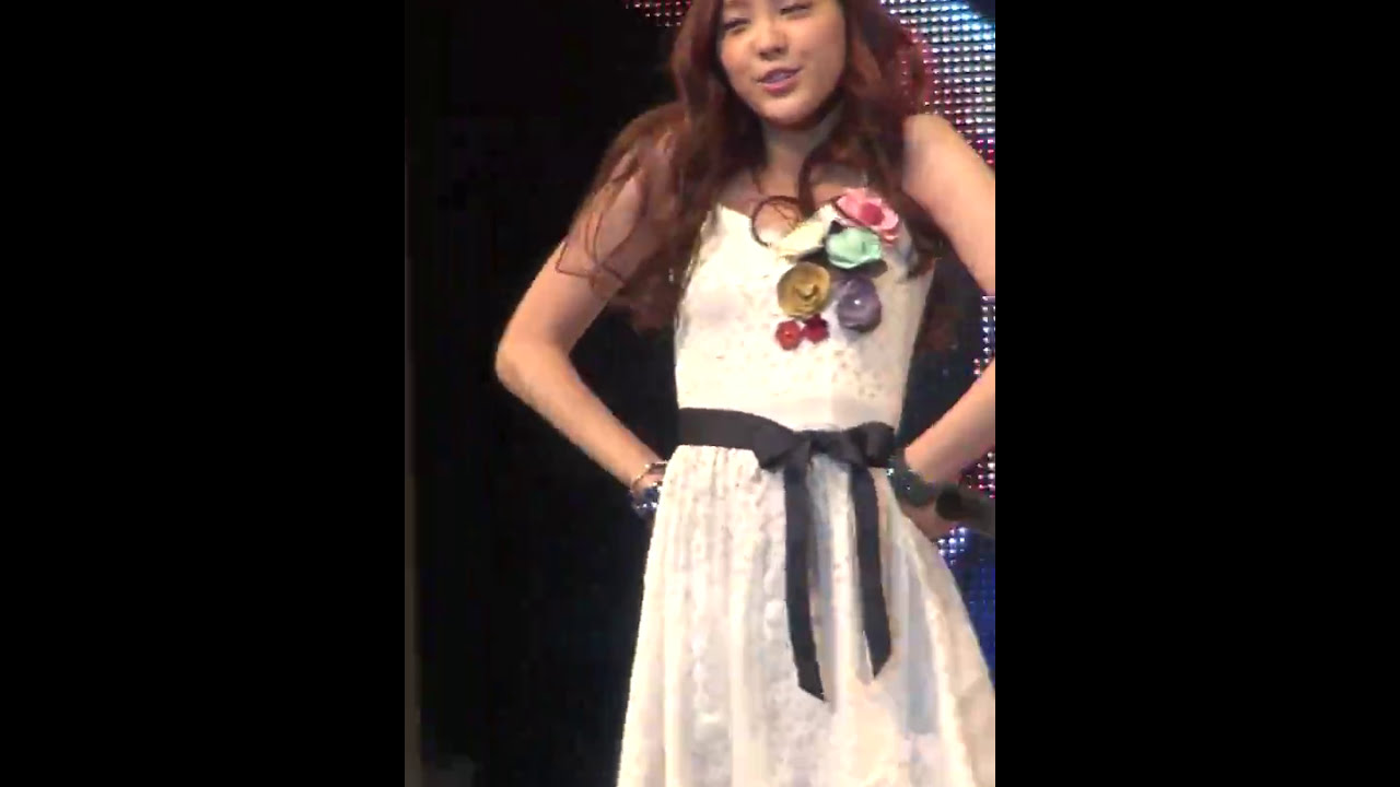 120519 경희사이버대학교 축제 에이핑크 HUSH (손나은) by 루피