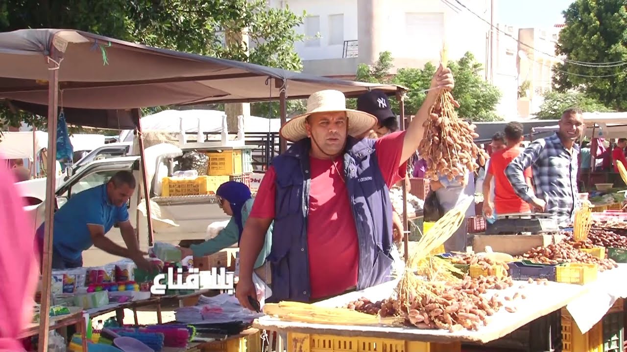 كلغ دقلة قبلي بألفين والعرجون بخمسة دينارات فقط للزوالي..المواطن يشري شايخ وفرصة لاتعوض !!