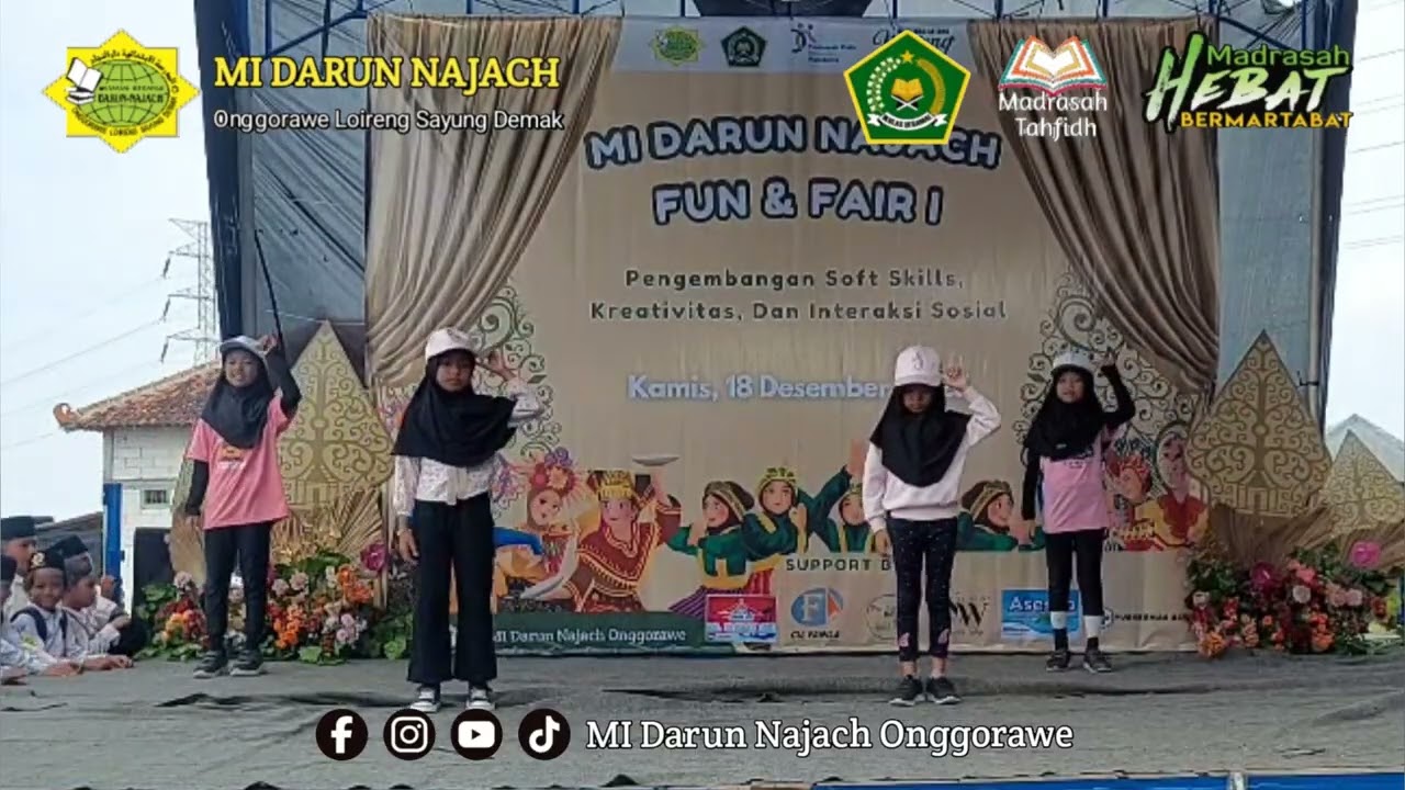 Tari Tabola Bale_Kelas 4A