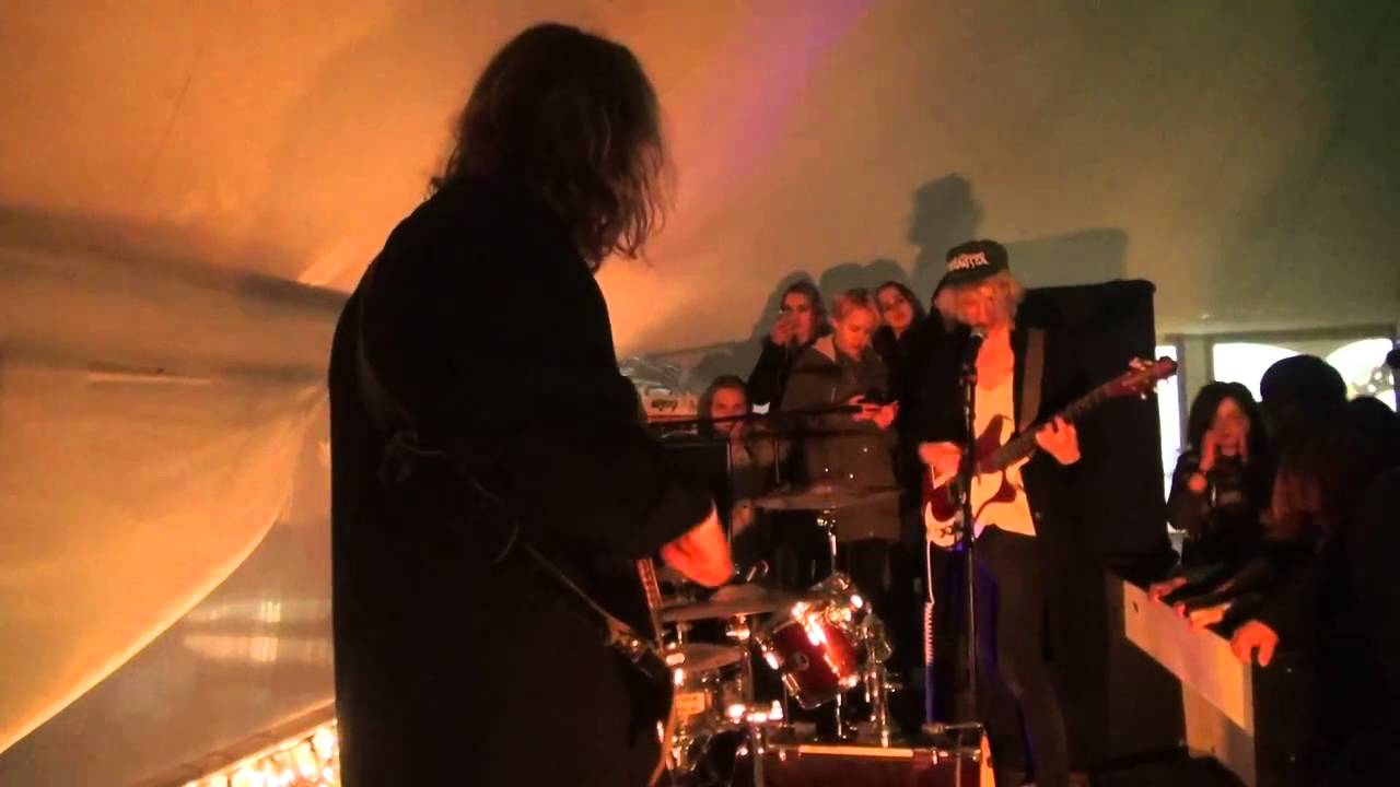 slackers ☂ &ndash; аня (live 08.01.2016 корабль брюсов)