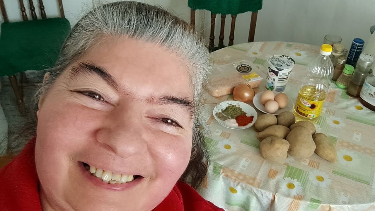 МУСАКА ГОТВЯ с кеф🥚🧅🥰🥘🐔🍲🐔🐓🧆🥔на 26.02.2026 г.! Подготвям продукти за мусака и показвам!🥔🐔🐓🍲🥰🥘🥳😍🤩😘😊❤️