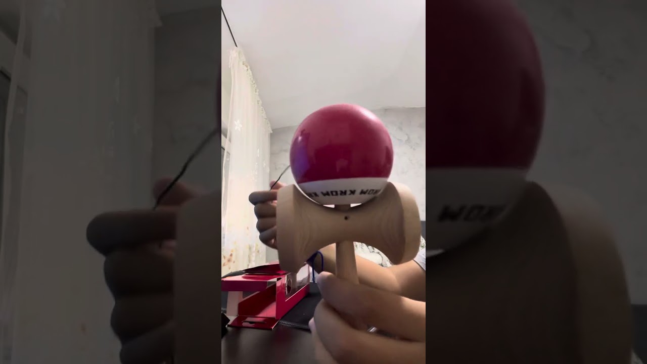 Unboxing la kendama originală(krom pop red)