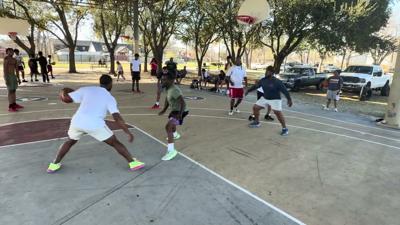 Carverparkruns.                                                                         #basketball 