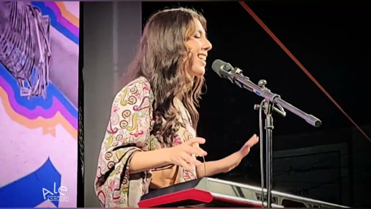 Fabiola Roudha 🎸 De mi enamorate