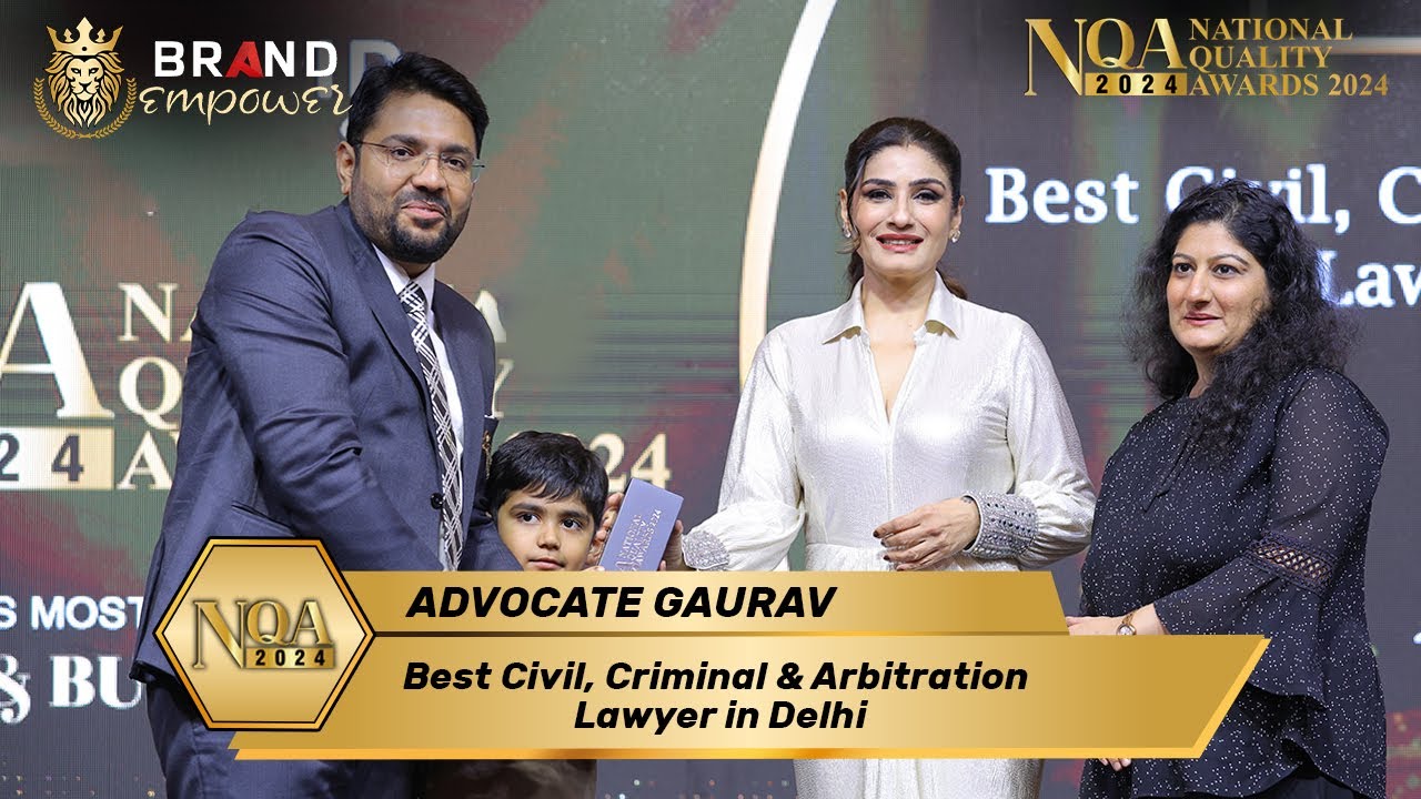 Advocate Dr Gaurav Manuja Won Best Civil, Criminal & Arbitration Lawyer in Delhi at NQA Awards 2024