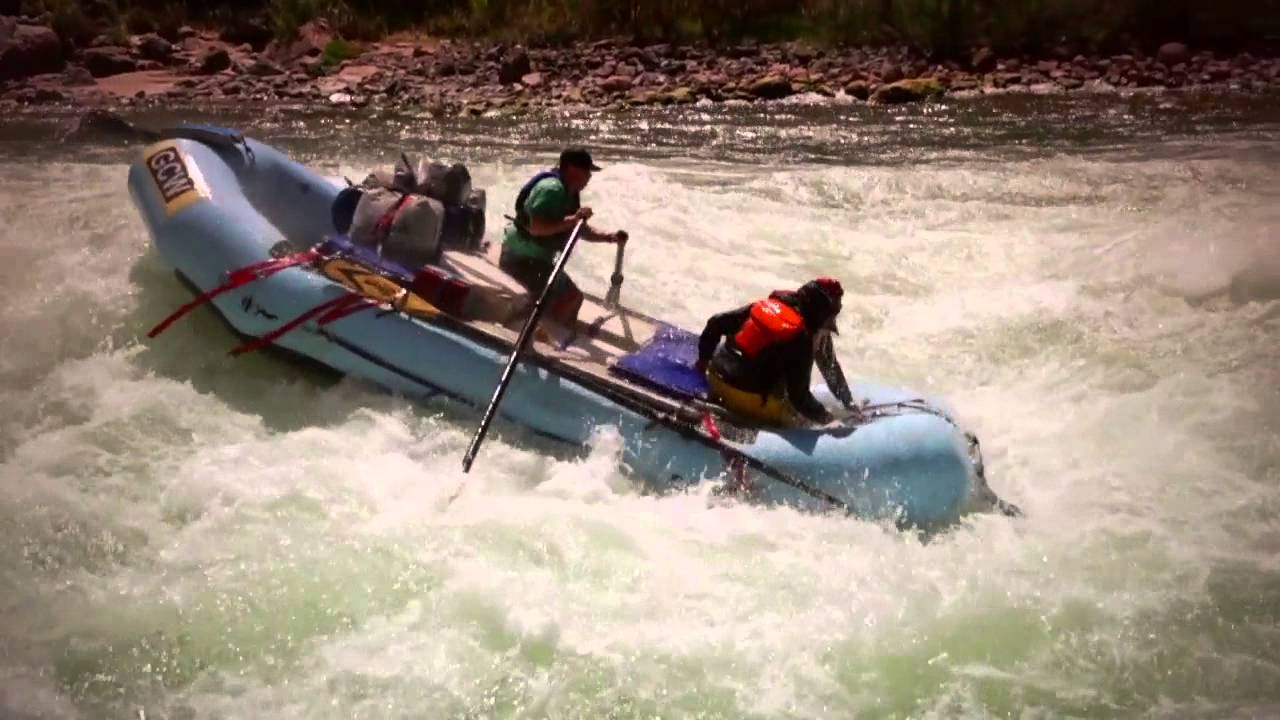 Rowing Lava Falls - Grand Canyon Whitewater
