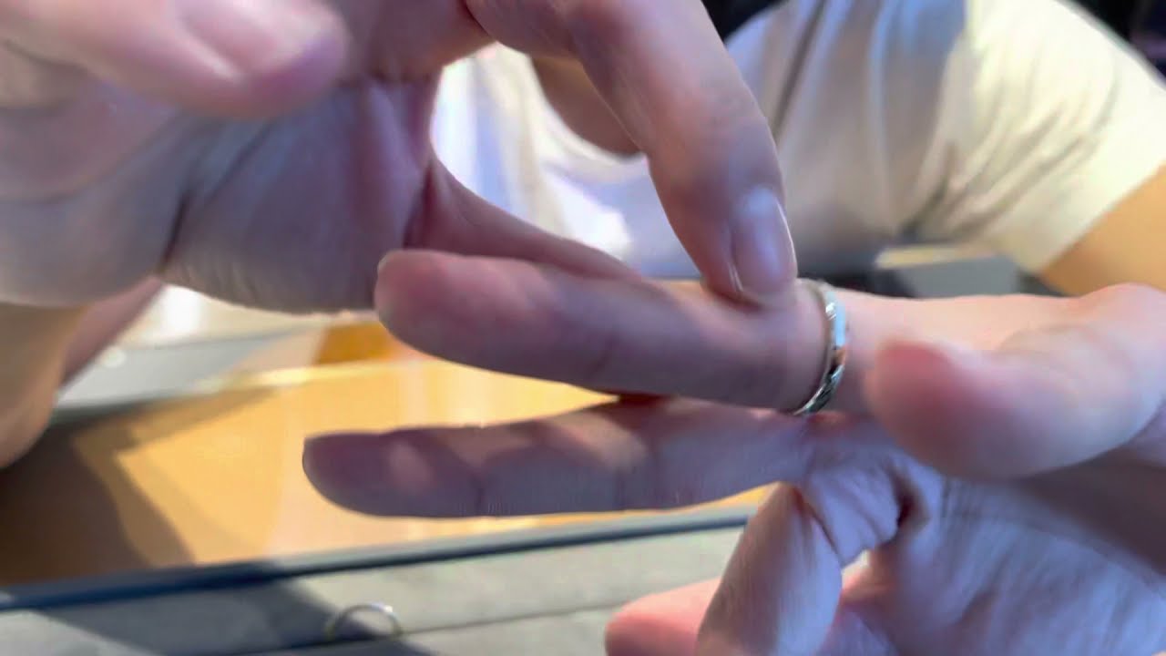 Man Tries On Wedding Ring at Tiffany&rsquo;s - Tiffany Classic 3mm Platinum Size 7 Perfect Fit