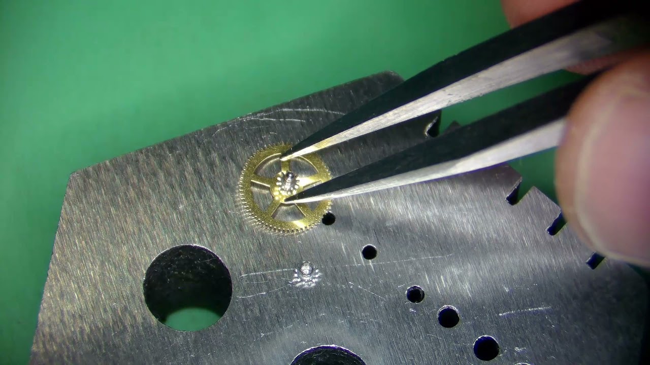 AS 1916 Loose Pinion