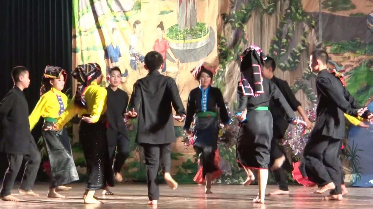 Xam Neua Folk Performance ,Lao EP2