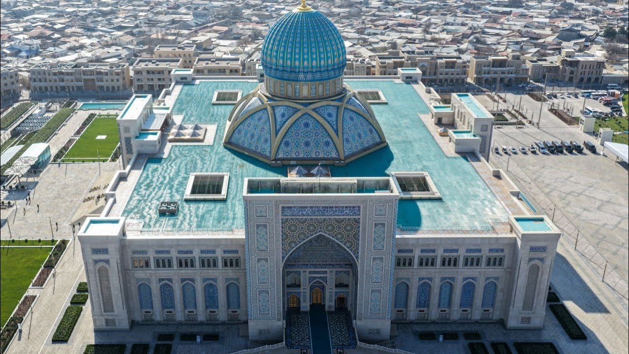 “Islom sivilizasiyasi markazi nafaqat yurtimiz, balki butun dunyo ahli uchun tuhfa bo`ldi” — muftiy