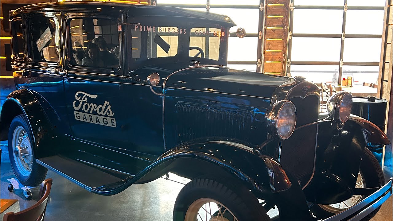 Ford's Garage-a unique car theme restaurant near Detroit USA 🇺🇸 #fordlover
