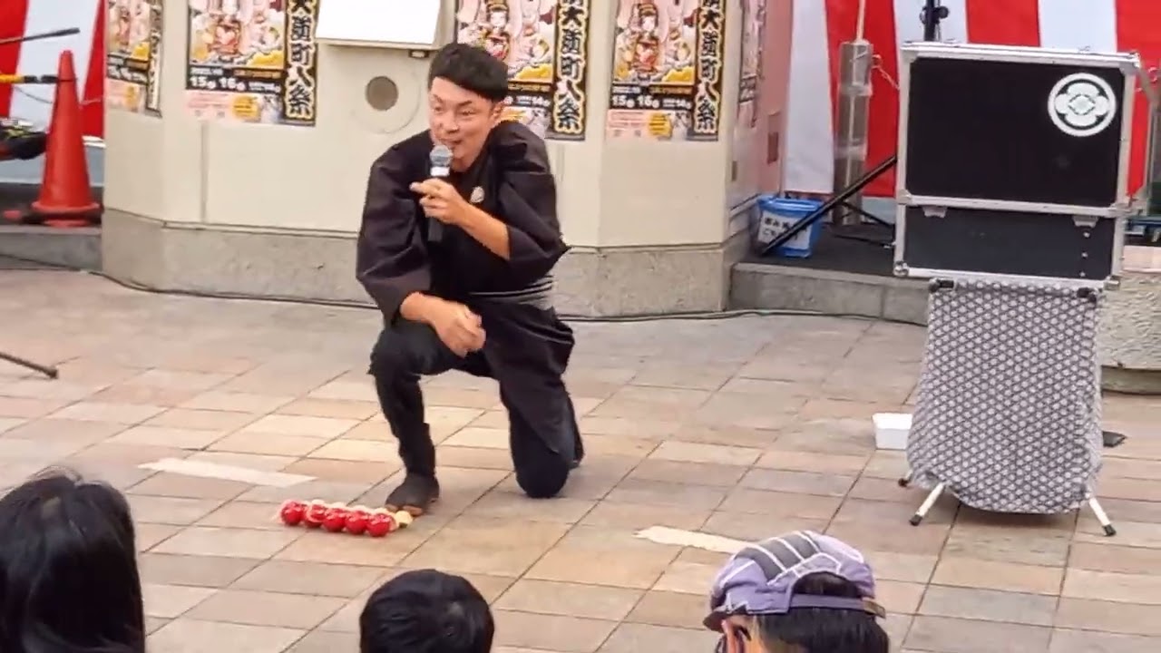 第43回大須大道町人祭・けん玉師　伊藤佑介
