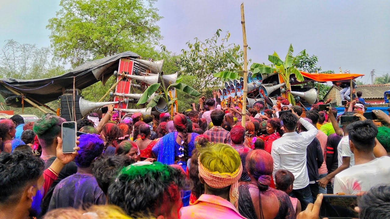 চ্যাটার্জি 🆚 RNR সাউন্ড 👿বিরাট একটা কম্পিটিশন কুরকুবা গ্রামে..Chatterjee vs rnr sound competition