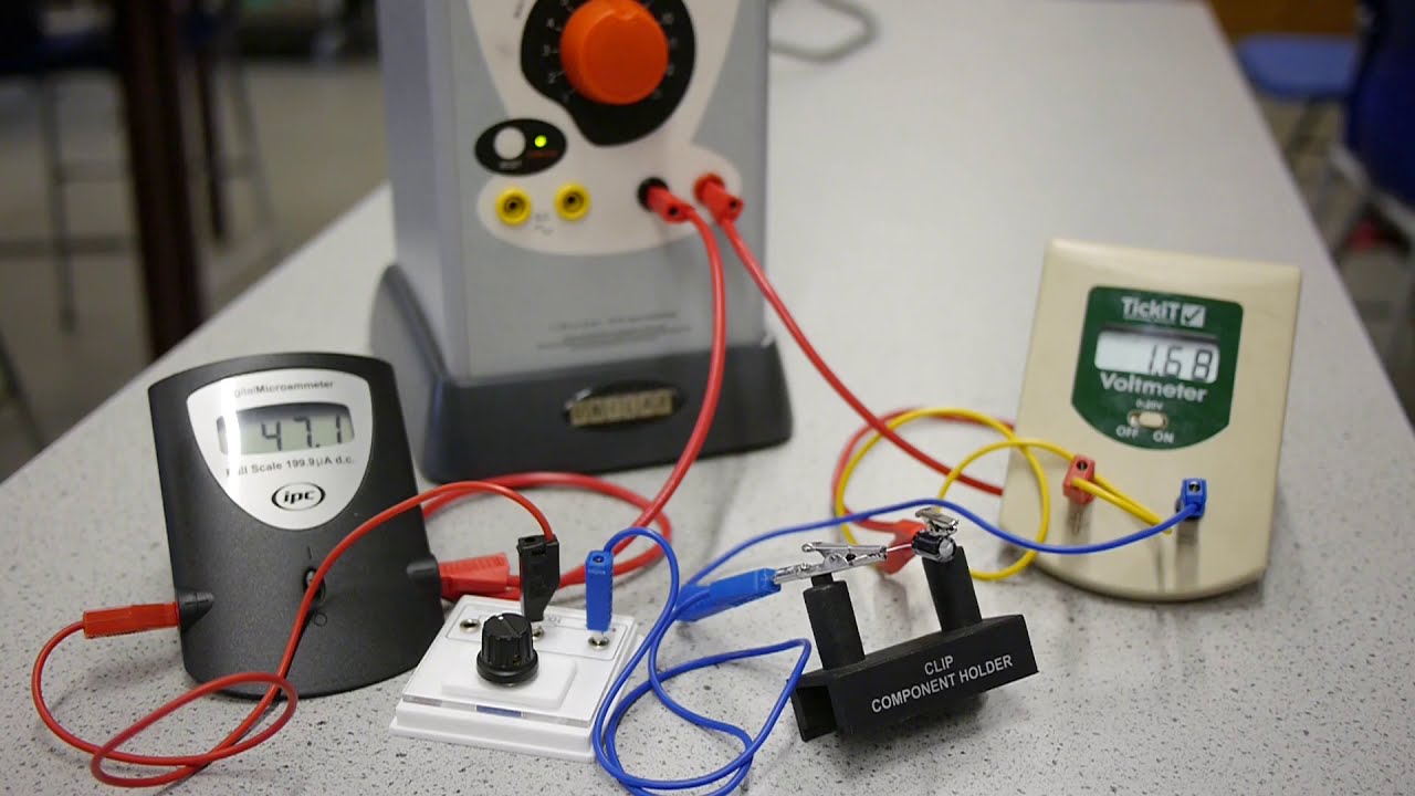 Introduction to capacitors