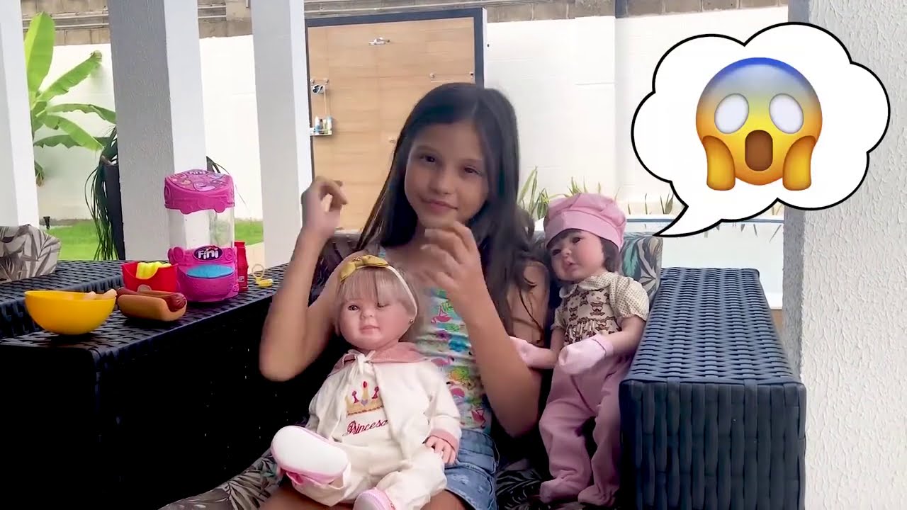 DUAS BEBÊS REBORN NA PISCINA - Dudinha Show.