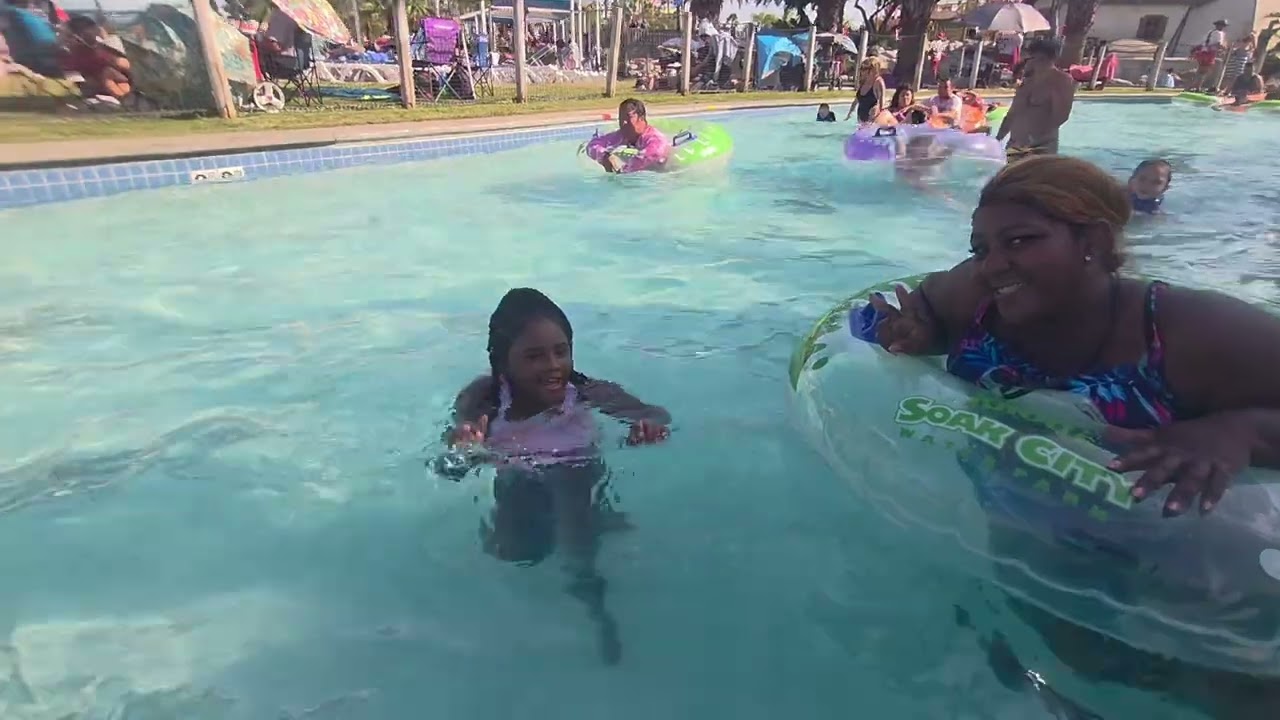 Michelle's Soak City -Tidal Wave Bay & Sunset River Experience 💦