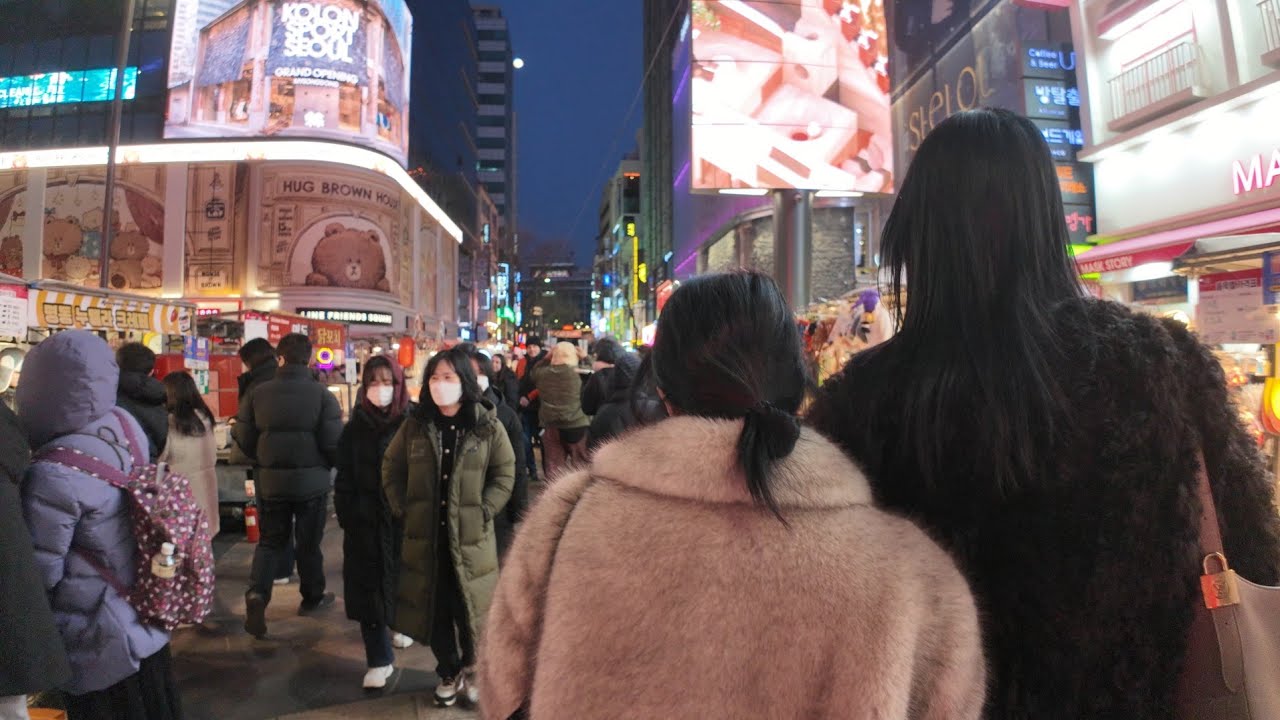 추위에도 붐비는 서울 명동거리 도보여행 | A walking tour of Seoul's bustling Myeongdong streets, even in the cold | 4K