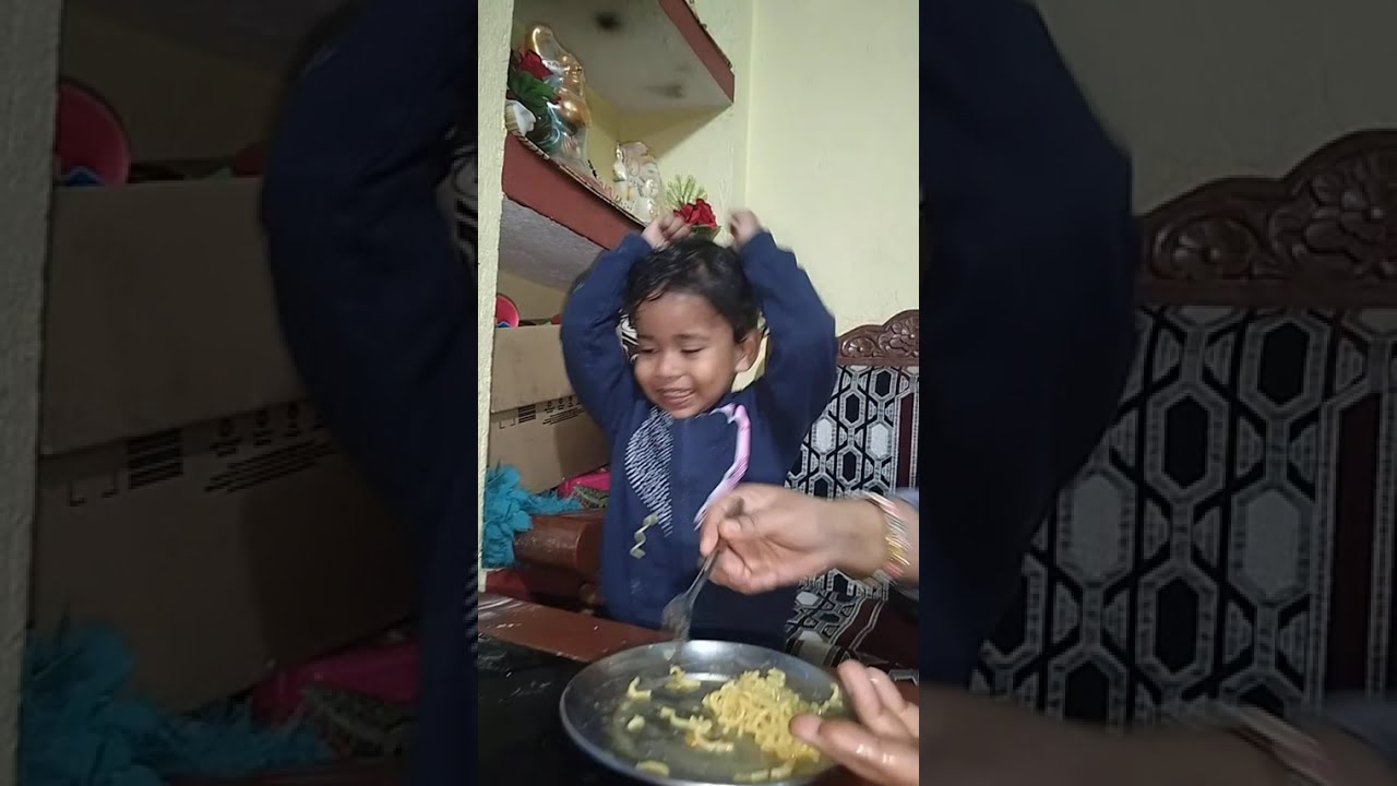 Shivi ne aaj khud se maggi banaya | Sunday Maggi Special | vlogswithvivek 