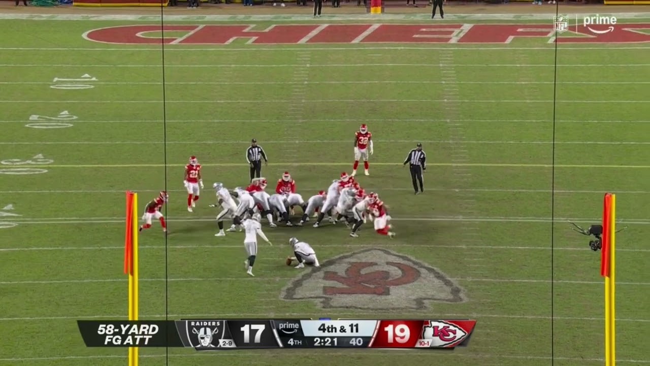 Daniel Carlson 58 Yard Field Goal Attempt (NO GOOD)