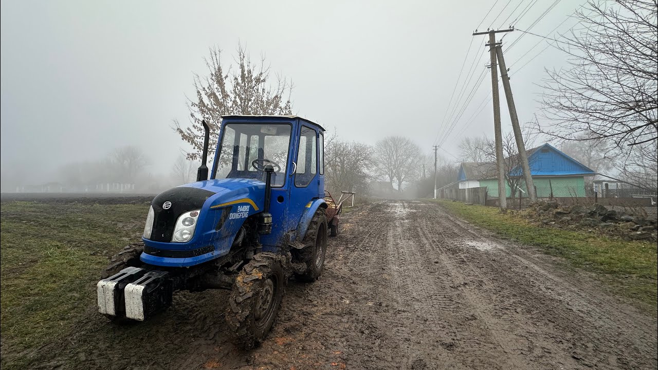 Ремонтую дорогу в селі.
