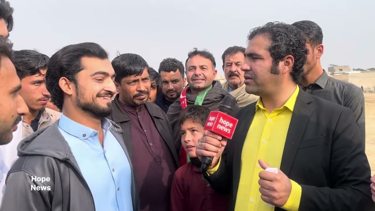 کہتے ہیں عمران خان ہمارے دلوں میں رہتے ہیں 