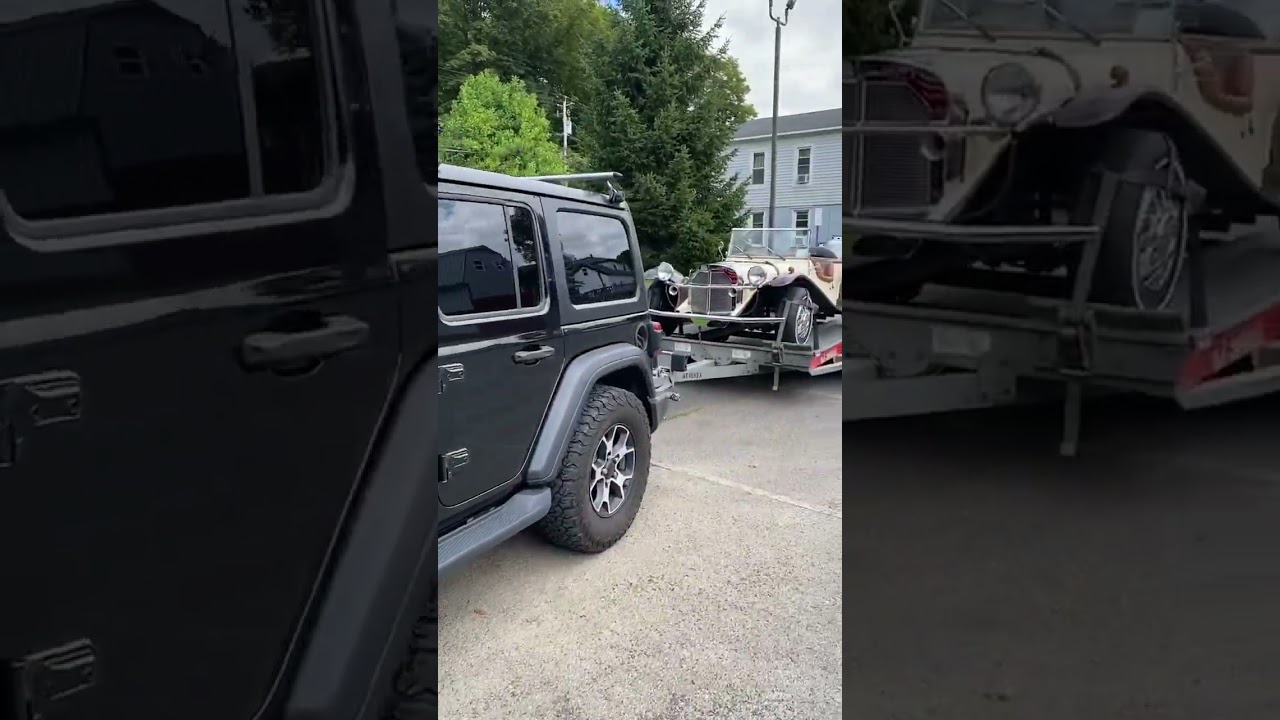 Whats the towing capacity on a Jeep Wrangler? #jeep #wrangler #towing #uhaul #classic #car #curb