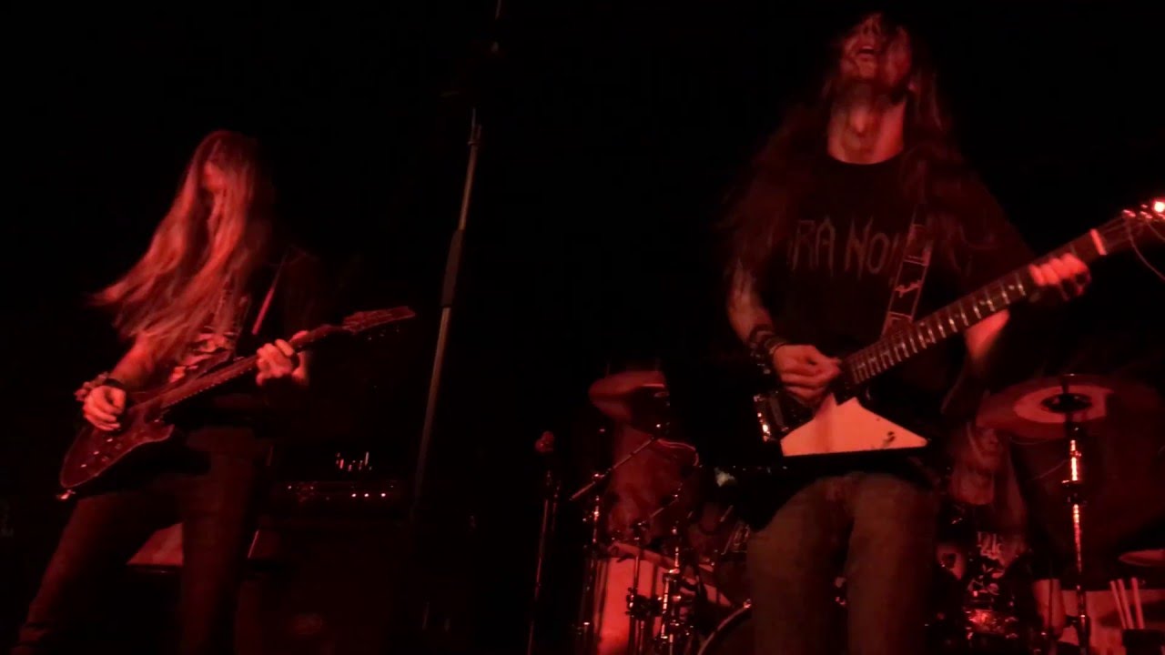 Drawn Into Descent : Solitude - Dystopia - Gas In Veins (Amesoeurs Cover) (Live In Paris)