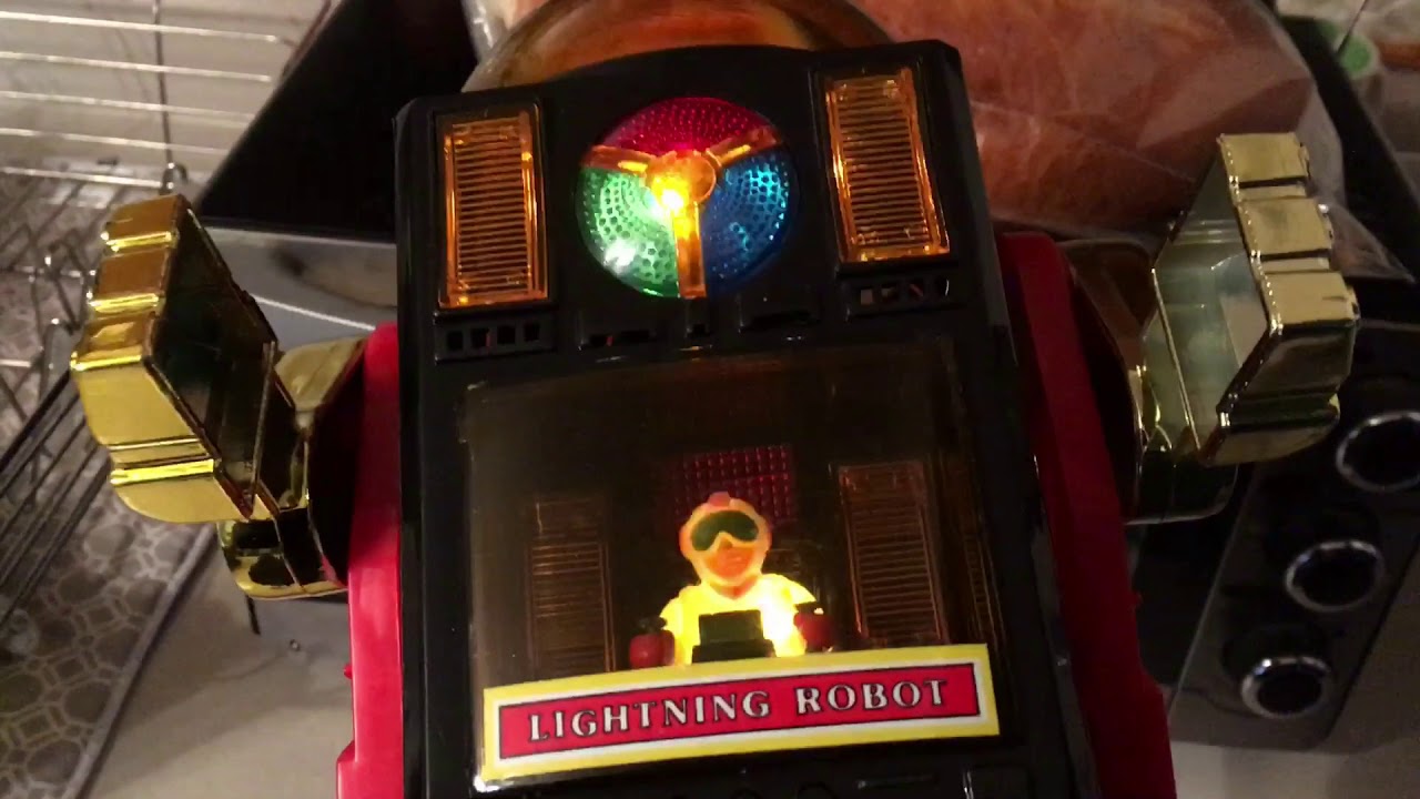 Vintage 1970 Lightning Robot AS-502 in action